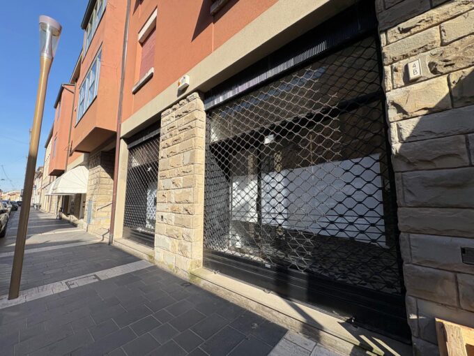 NEGOZIO IN CENTRO